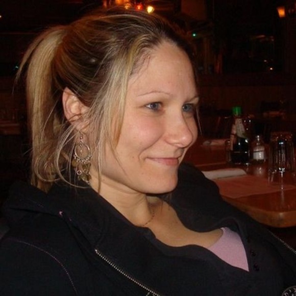 Meet your Posher, Mylène - Picture 1 of 1